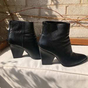 Stuart Weitzman black heeled boots